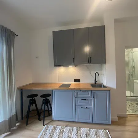 Πανσιόν Josip Μακάρσκα